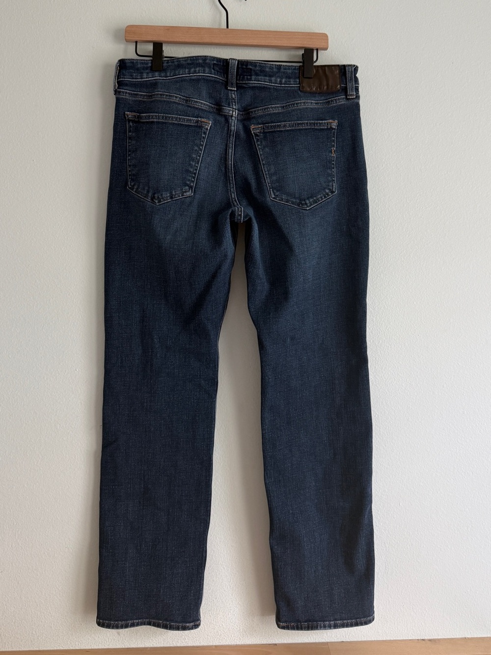 Express Men's Dark Blue Classic Straight-Leg Jeans - Picture 2 of 4